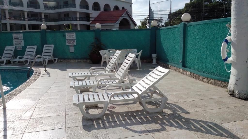Doctors Cave Beach Hotel Montego Bay Exterior photo